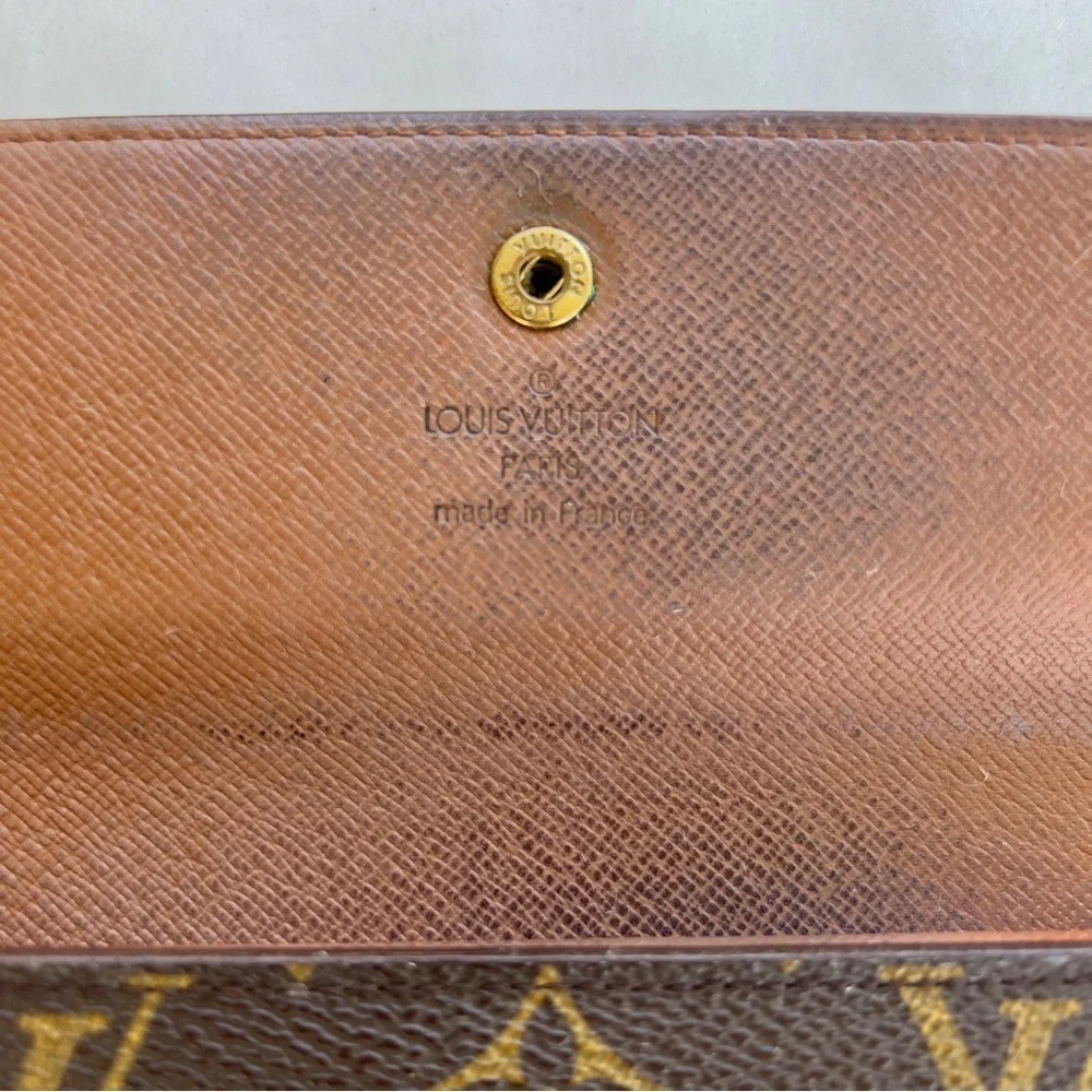 Louis Vuitton International Wallet - Picture 4 of 9